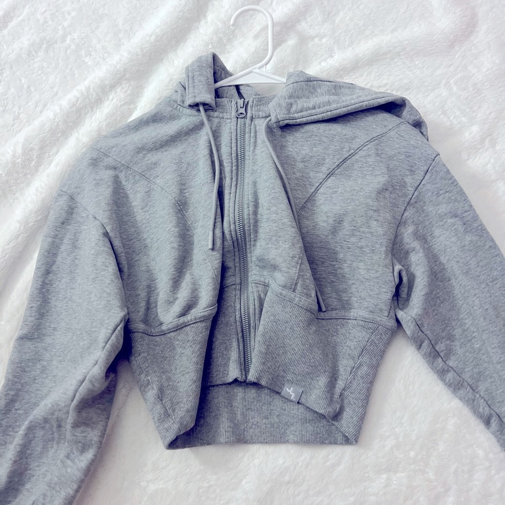 womens grey cropped hoodie